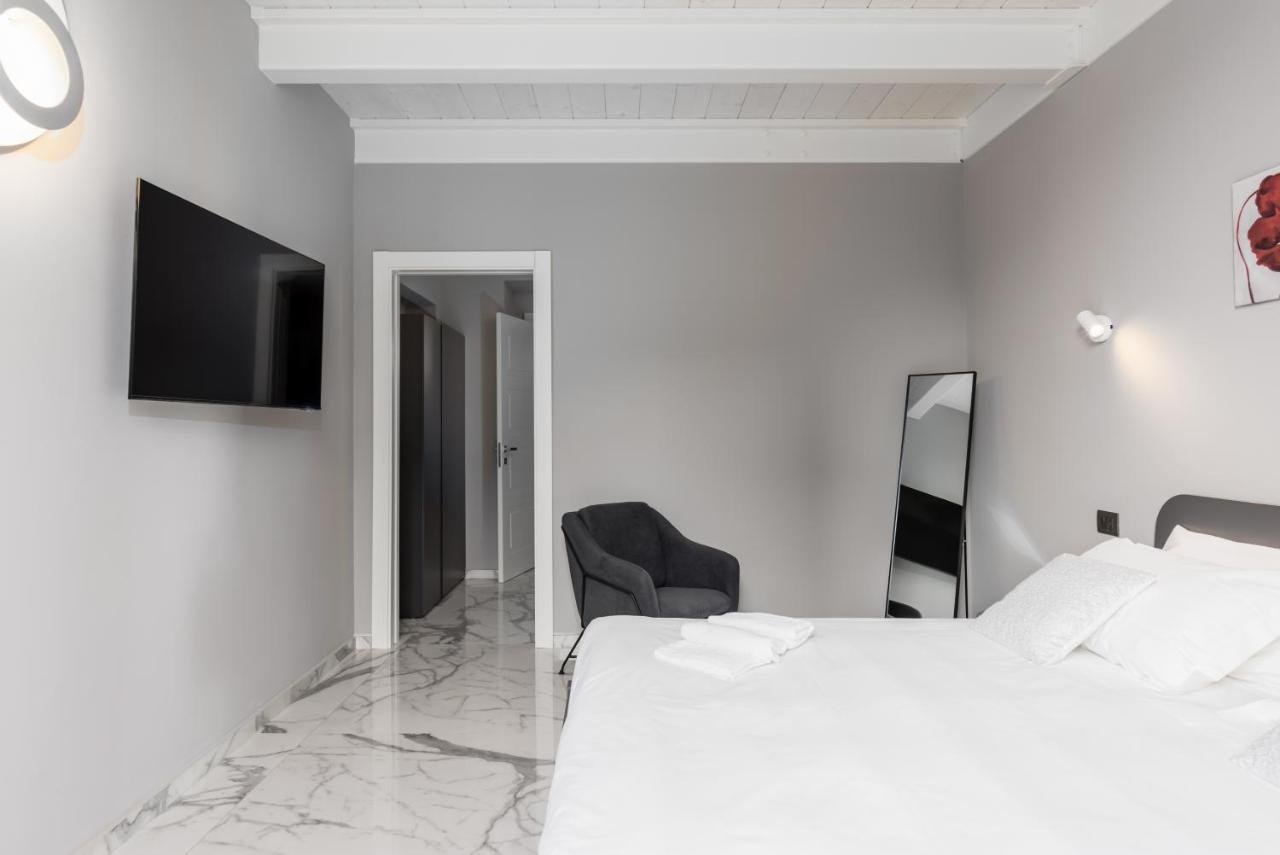 Q71 Timeless Suites Torino Exterior foto